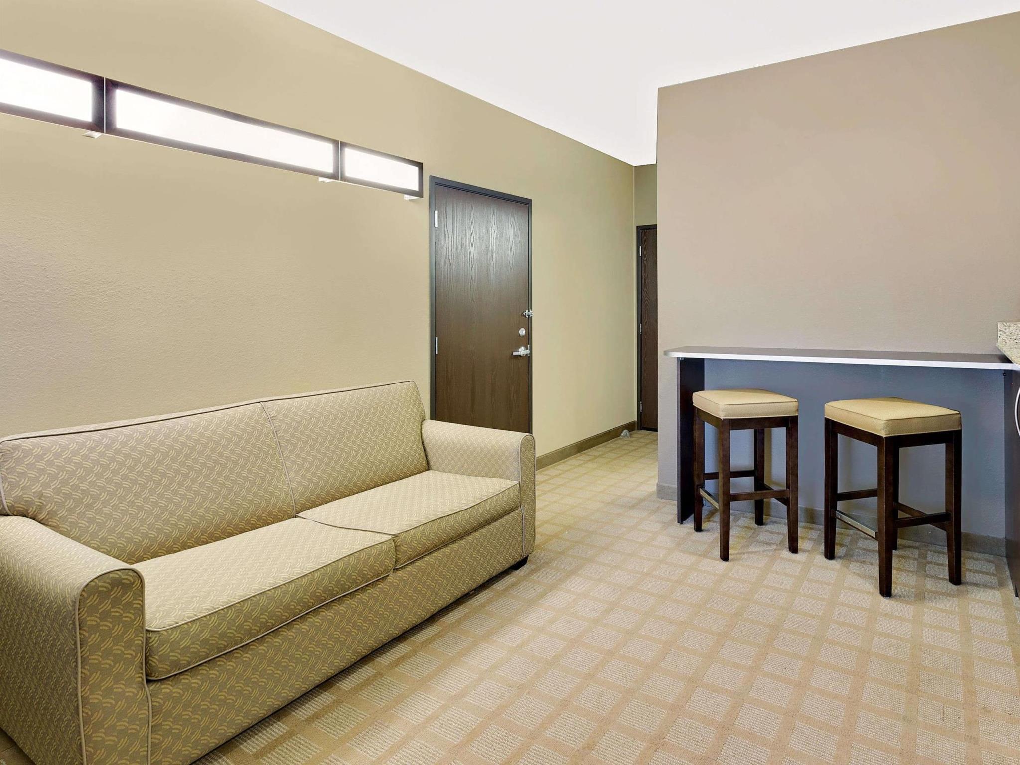 Microtel Inn & Suites By Wyndham Prairie Du Chien Buitenkant foto